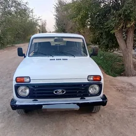 Lada Niva 2005
