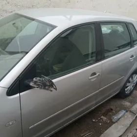 Volkswagen Polo 2003