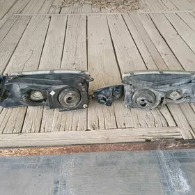 Авалон 98 фар комплект