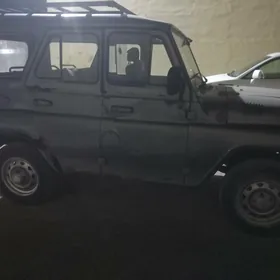 UAZ 469 2002