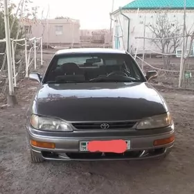 Toyota Camry 1992