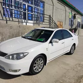 Toyota Camry 2005