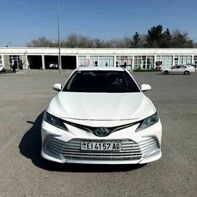 Toyota Camry 2022