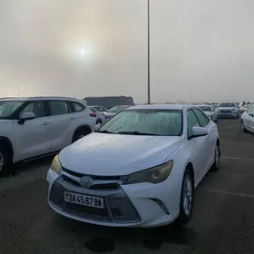 Toyota Camry 2016