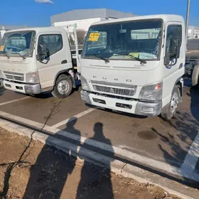 Mitsubishi Canter 2025