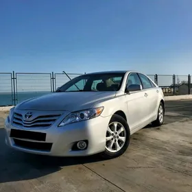 Toyota Camry 2011