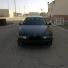 BMW E39 1999