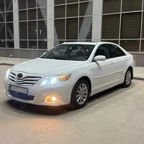 Toyota Camry 2010