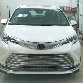 Toyota Sienna 2022