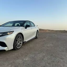 Toyota Camry 2022