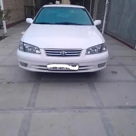 Toyota Camry 1998