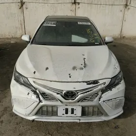 Toyota Camry 2022