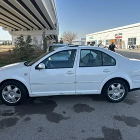 Volkswagen Bora 2003