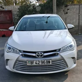 Toyota Camry 2017