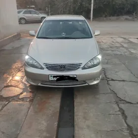 Toyota Camry 2003