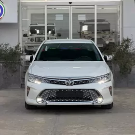 Toyota Camry 2017