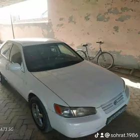 Toyota Camry 1997