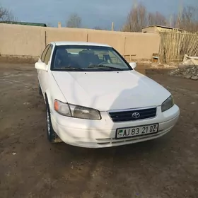 Toyota Camry 1998