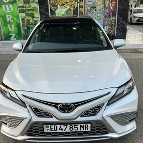 Toyota Camry 2023