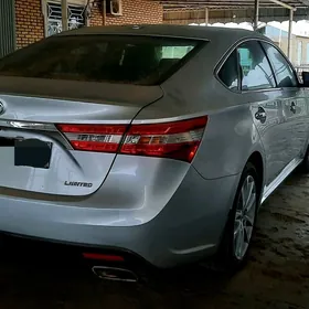 Toyota Avalon 2013