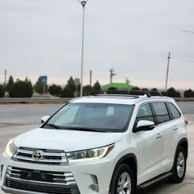 Toyota Highlander 2015