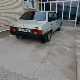 Lada 21099 2004