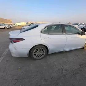 Toyota Camry 2022