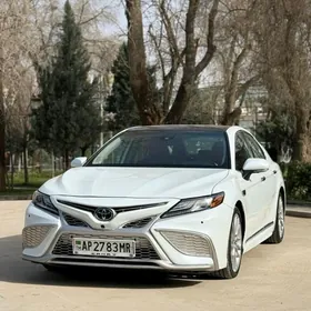 Toyota Camry 2023