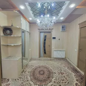  Satlyk jaý 1 etaž 3 kom 