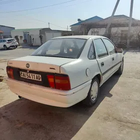 Opel Vectra 1990