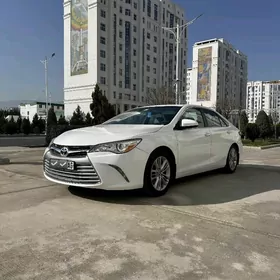 Toyota Camry 2016