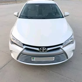 Toyota Camry 2016