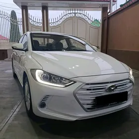 Hyundai Elantra 2018