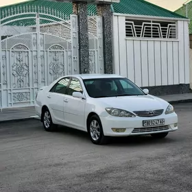 Toyota Camry 2005