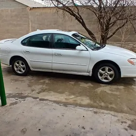Ford Taurus 2002