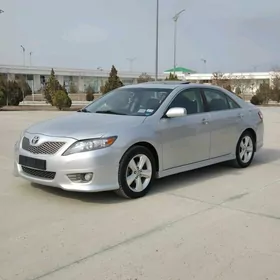 Toyota Camry 2010