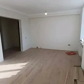 10 MKR 2 ETAJ 4 KOMNAT