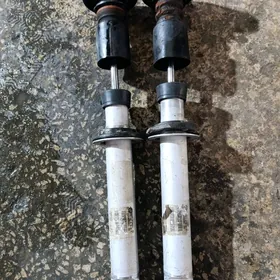 Amartizator BMW kareyka yzy