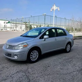 Nissan Versa 2010