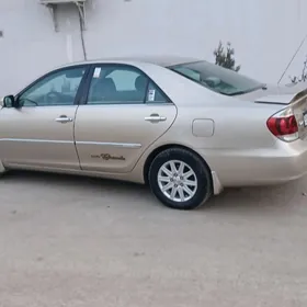 Toyota Camry 2004