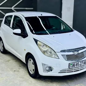 Chevrolet Spark 2012