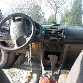 Toyota Corolla 1999