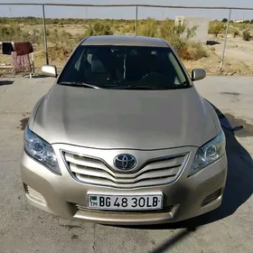 Toyota Camry 2010