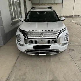 Mitsubishi Outlander 2022