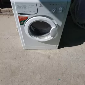 индезит 3.5 кг