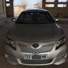 Toyota Camry 2010
