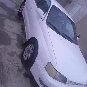 Toyota Corona 1995