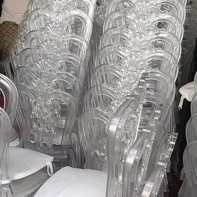 Oturgyç tayyar işlap duran.