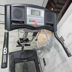 Беговая дорожка 180кг 