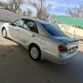 Toyota Camry 2005